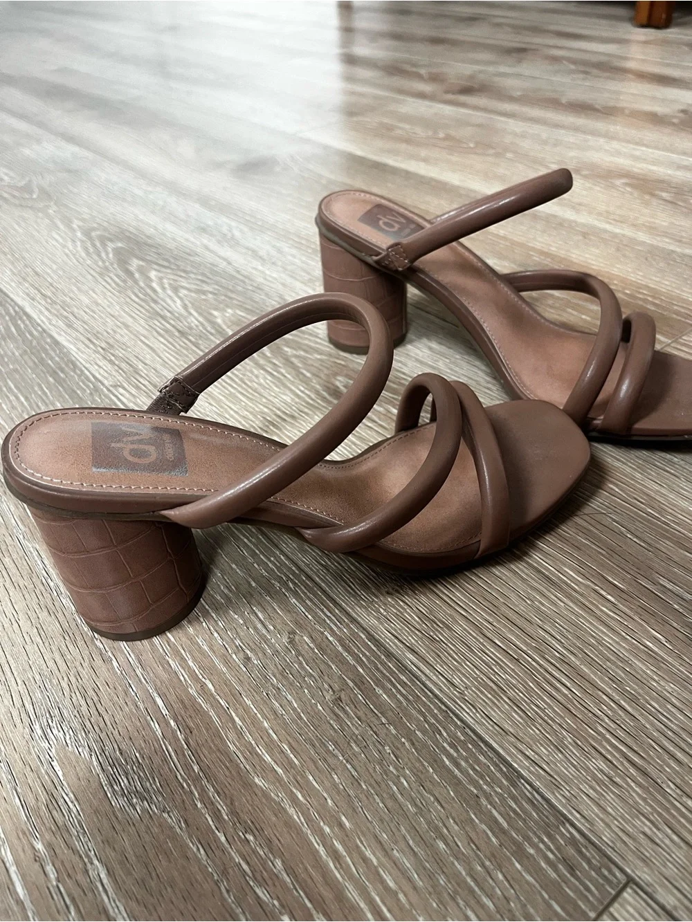 DV by Dolce Vita Brown Triple-Strap Square-Toe Slide Sandals